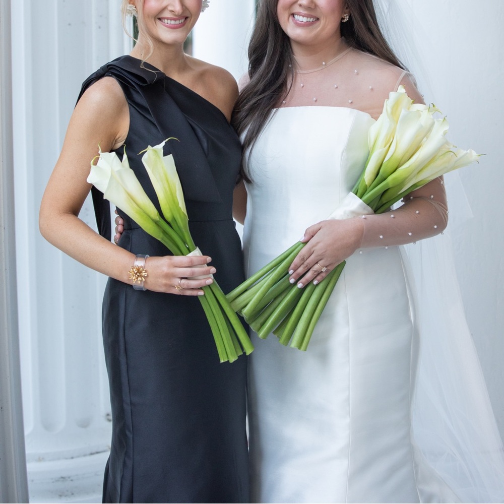 Alfred Sung Bow One-Shoulder Black Satin Trumpet Gown - Picture 4 of 8